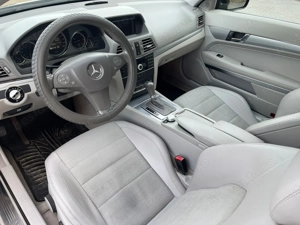Mercedes-Benz E Class Coupe E250  - imagine 8