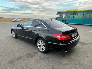 Mercedes-Benz E Class Coupe E250  - imagine 5