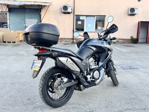 Honda Transalp 700 - imagine 2 Honda Transalp 700 - imagine 2