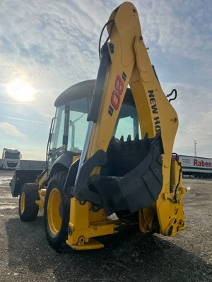 Buldoexcavator New Holland B80B   An 2017   2.600 ore    - imagine 2