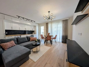 Aparatament 3 camere zona Eroilor