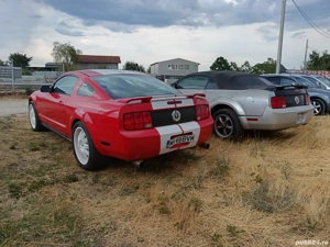 2x Ford Mustang Mk5 v6 4.0 2007 - imagine 2