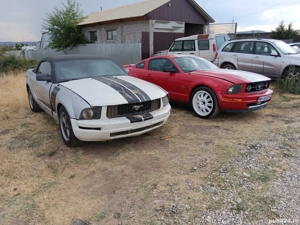 2x Ford Mustang Mk5 v6 4.0 2007 - imagine 3