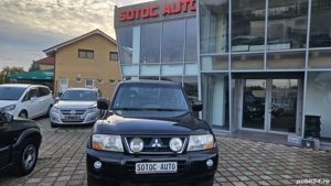 Mitsubishi Grand Pajero - imagine 2 Mitsubishi Grand Pajero - imagine 2