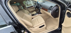VW Touareg Facelift 3.0TDI 239cp CASA Navigatie Automat Arcuri Piele Bi-Xenon - imagine 8