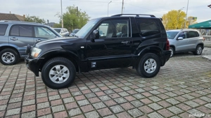 Mitsubishi Grand Pajero - imagine 6 Mitsubishi Grand Pajero - imagine 6