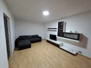 Titan proprietar inchiriez apartament 2 camere decomandate