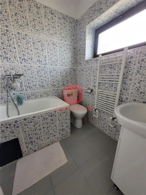 Apartament Modern cu 2 Dormitoare si 2 Bai + Terasa de 30 mp - Localitatea Lazu - imagine 5