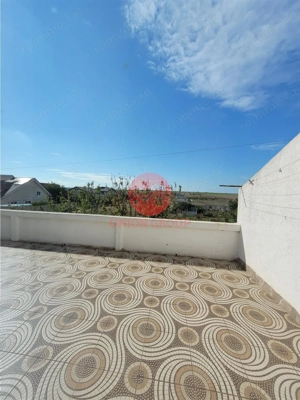 Apartament Modern cu 2 Dormitoare si 2 Bai + Terasa de 30 mp - Localitatea Lazu - imagine 3