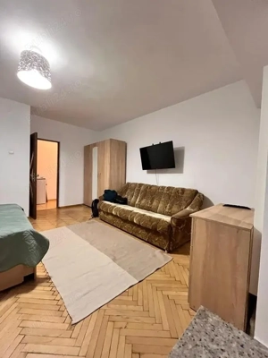 Apartament de 42mp cu o camera in CUG zona BRD - imagine 2