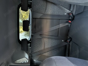 Toyota RAV4 Hybrid AWD 2019 - imagine 9