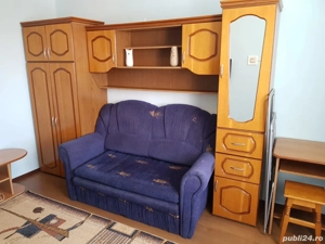 Titan Str.Postavarul la 8min metrou 