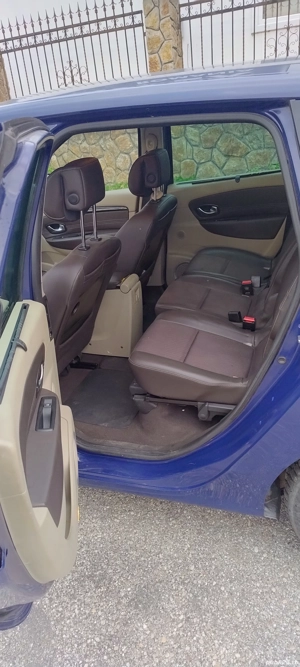 Renault grand scenic - imagine 9 Renault grand scenic - imagine 9