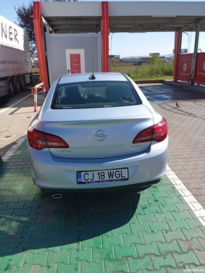 Opel Astra J, 1.4 T 140 CP - imagine 4