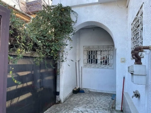 Casa de vanzare 6 camere in zona Popa Nan - Matei Basarab - imagine 3