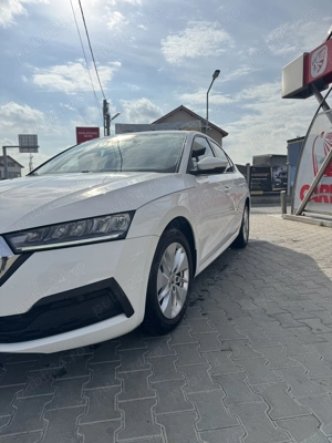 Skoda Octavia 4 - 2.0 TDI 2020 - imagine 3 Skoda Octavia 4 - 2.0 TDI 2020 - imagine 3