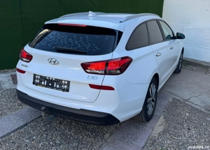 Hyundai i30 1.6 crdi euro6 - imagine 2