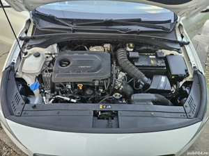 Hyundai i30 1.6 crdi euro6 - imagine 8