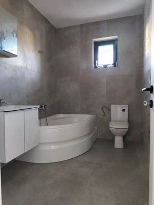 FARA COMISIOANE in Gulia casa cu 4 camere 2 bai terasa PARTER+pod placa la cheie merita vazuta - imagine 8