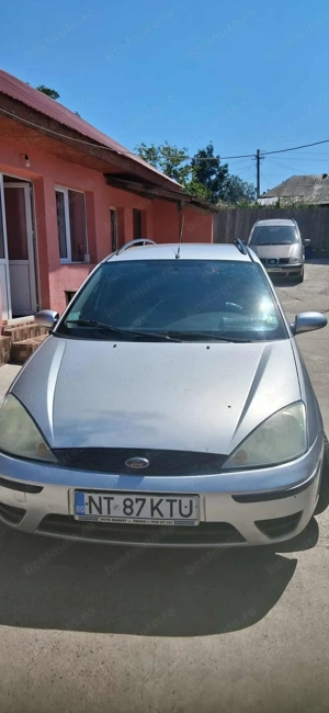 Ford Focus în state de funcționar