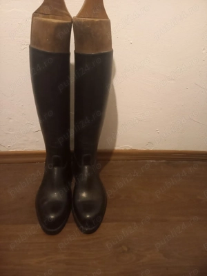 Vând cizme sub ofiter colectie