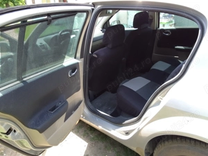 Megane Sedan 2 Confort Expresion 1,5 dCi 80 cp. 35 714 km. rulati  - imagine 4 Megane Sedan 2 Confort Expresion 1,5 dCi 80 cp. 35 714 km. rulati  - imagine 4