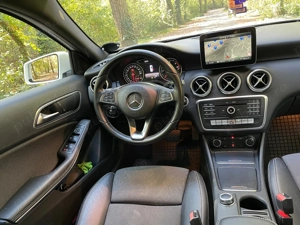 Mercedes-Benz A180d Facelift   1.5 Diesel   110 CP   2016 Euro 6 - imagine 6