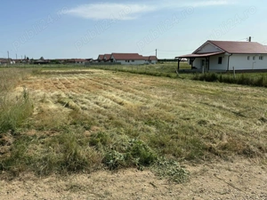 Teren intravilan   811 mp   Biharia