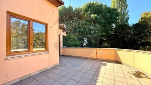 Casă / Vilă cu 5 camere de vânzare pe Bulevardul Ferdinand Constanta - imagine 5