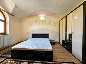 Casă / Vilă cu 5 camere de vânzare pe Bulevardul Ferdinand Constanta - imagine 6