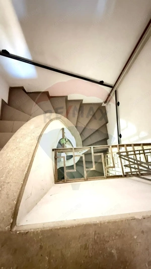 Casă / Vilă cu 5 camere de vânzare pe Bulevardul Ferdinand Constanta - imagine 12