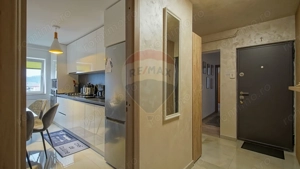 Apartament cu 3 camere de vânzare, Florilor Râșnov, Comision 0% - imagine 7