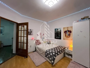 Casa individuala, 6 camere, 3 bai, garaj,acces auto, teren de 411 - imagine 10