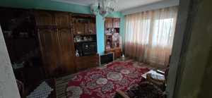 Vând apartament 3 camere mobilat utilat complet în Curtea de Argeș