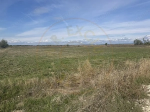 Teren Intravilan com. Ratesti  - imagine 2