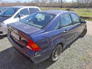 Ford Focus 2002, 1,8 benzină + GPL - imagine 3