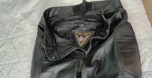 Pantaloni piele moto