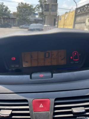 Vând Citroen C4 Grande Picasso  - imagine 2