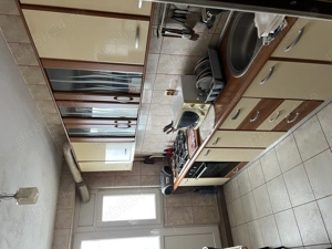 De închiriat Apartament 4 camere, Tecuci, zona Cina - imagine 5