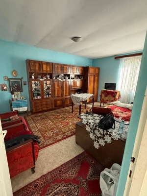 De vanzare casa in Cruceni- 728 - imagine 2