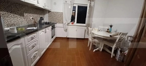 Apartament cu 3 camere, 79,5 mp, spațios, zona Lujerului – metrou aproape