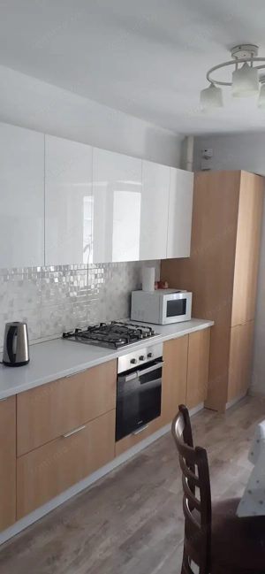 Garsoniera de inchiriat in zona Titan - imagine 2