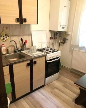Apartament Spatios - Decomandat - Centrala Proprie - Zona Aradului