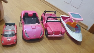 Masina sau barca lui Barbie