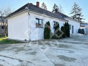 Cladire de birouri cu depozit de inchiriat in Nufarul