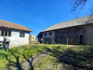 Casa de vânzare + anexe  - imagine 3