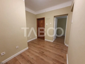 Apartament 2 camere decomandat etaj 1 zona Negoiu bloc de caramida - imagine 8 Apartament 2 camere decomandat etaj 1 zona Negoiu bloc de caramida - imagine 8