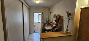 Far   Abator   Parter cu balcon de 9 mp - imagine 3