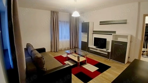 Apartament decomandat cu 2 camere, parcare, zona Avram Iancu.