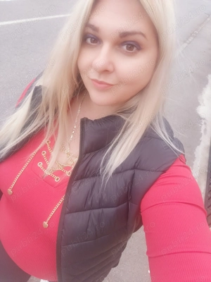 Doresc un job full time sau part time